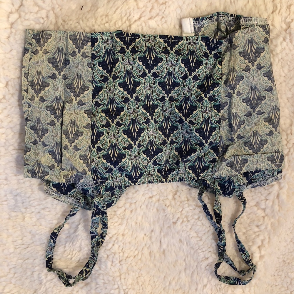 Patterned crop top - Picture 3 of 3